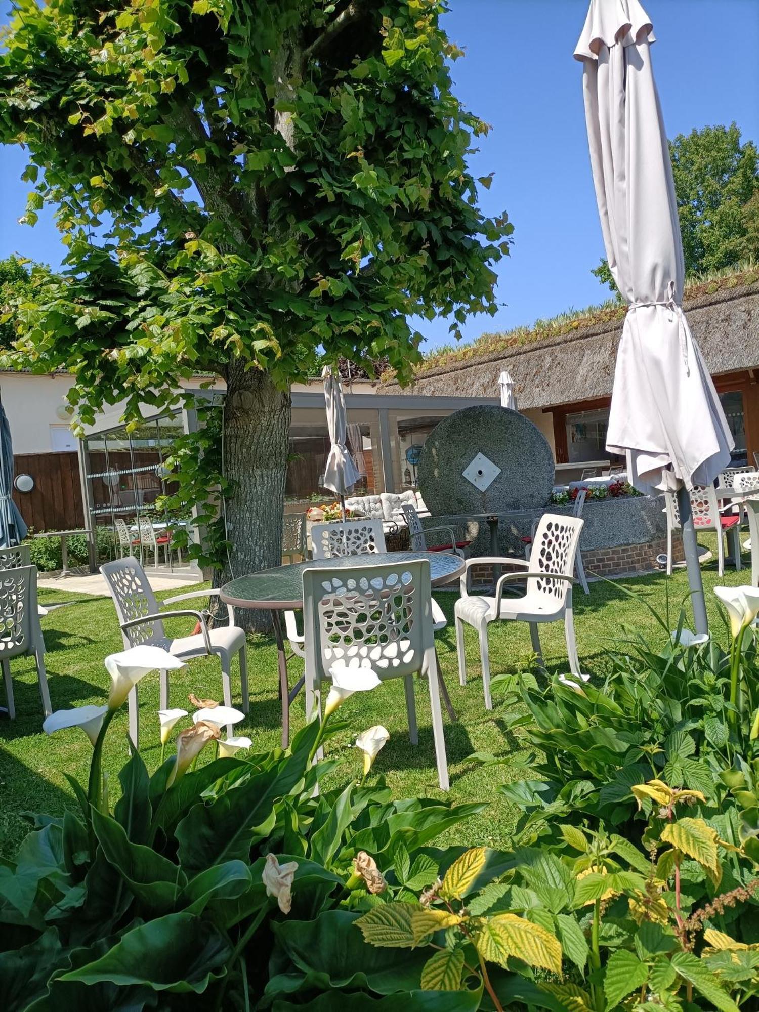 Auberge Du Vieux Tour Le Manoir Canapville  Eksteriør bilde
