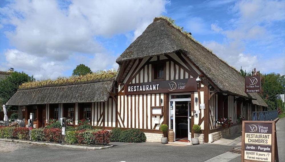 Auberge Du Vieux Tour Le Manoir Canapville  Eksteriør bilde