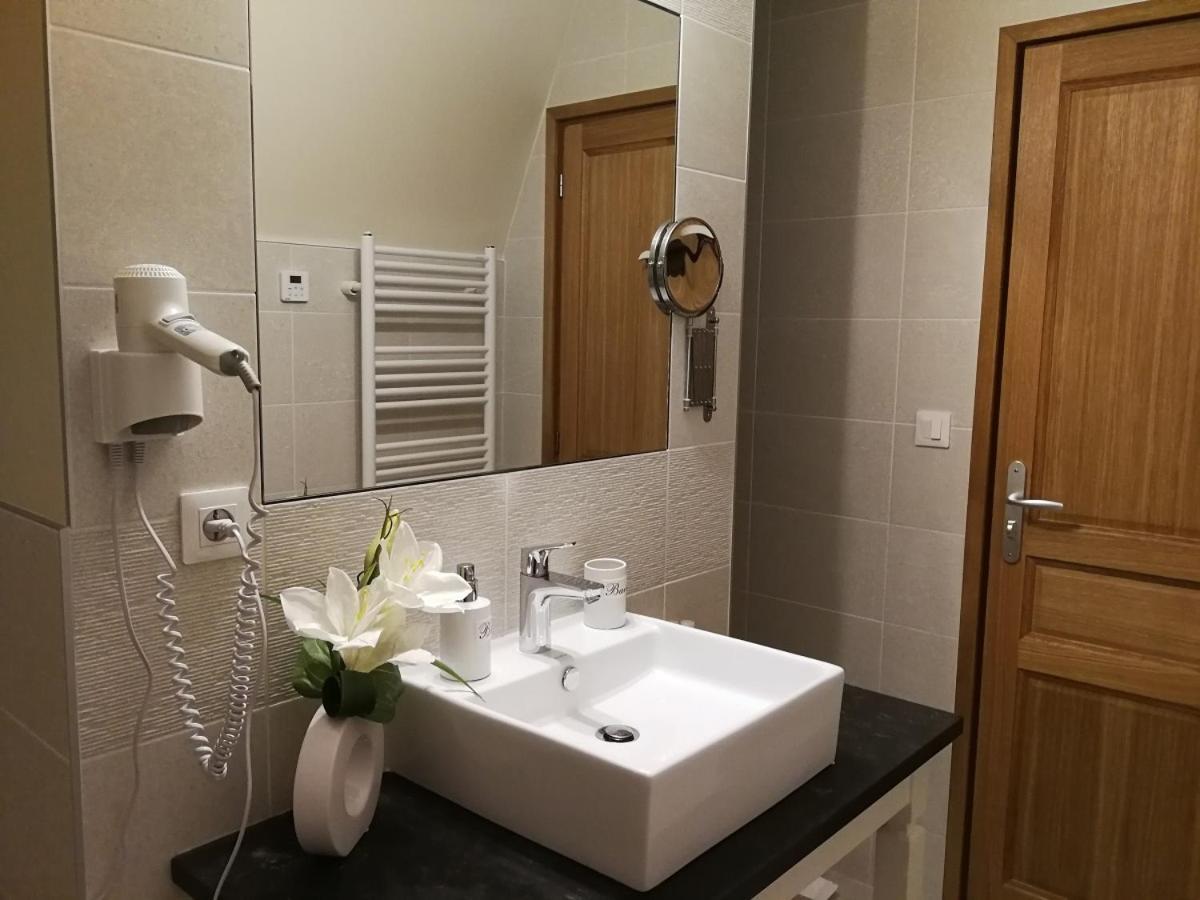 Auberge Du Vieux Tour Le Manoir Canapville  Eksteriør bilde