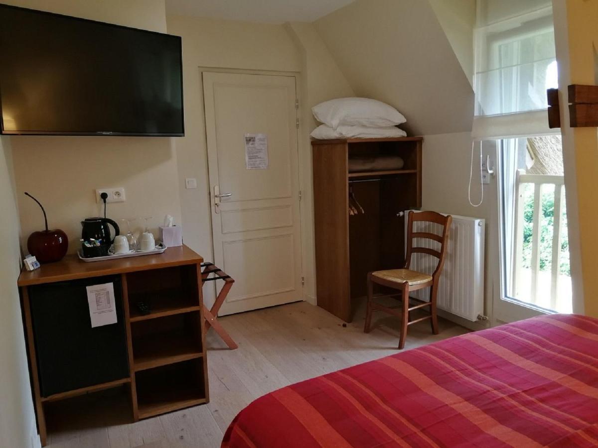 Auberge Du Vieux Tour Le Manoir Canapville  Eksteriør bilde